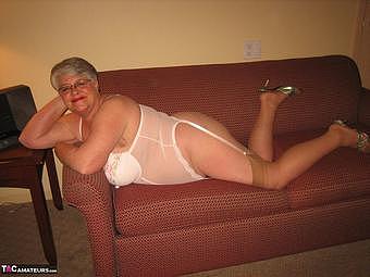 Girdle Goddess Picture