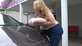 Suzie Q Has Big Boobs Picture