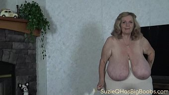 Suzie Q Has Big Boobs Picture